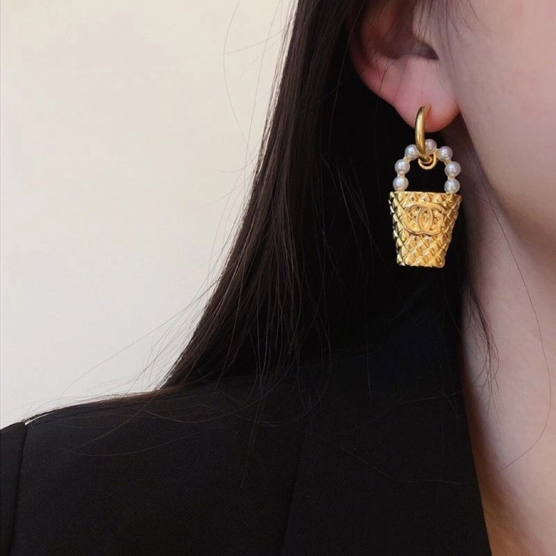 Tailored Chanel Earrings 227483