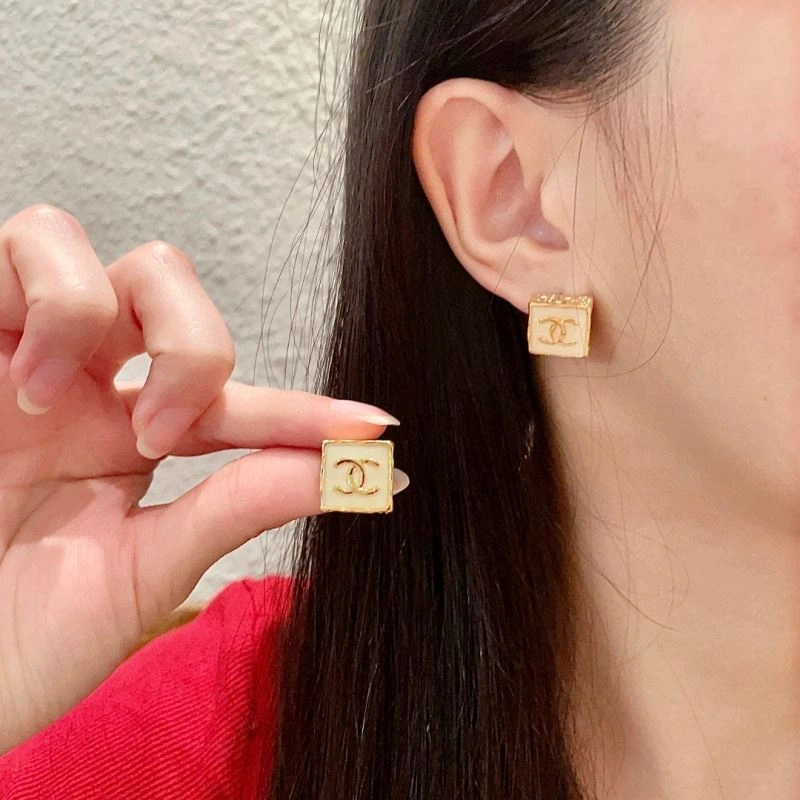 Chanel Earrings EasyMatch 227459