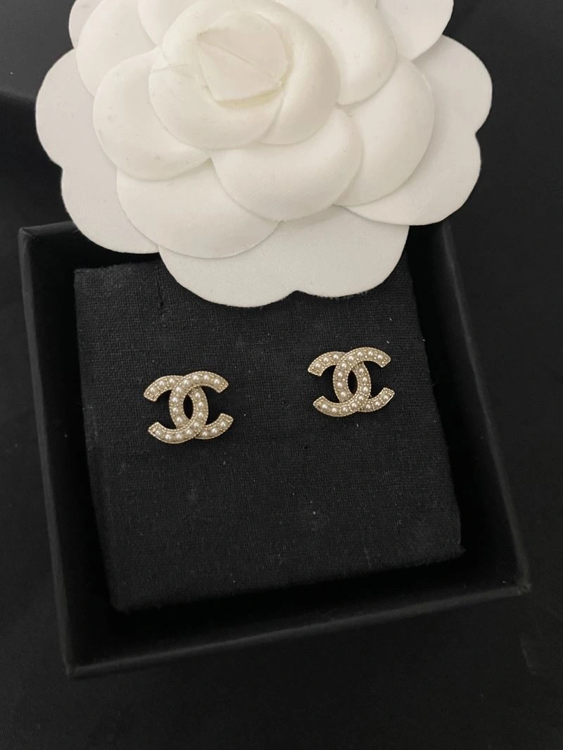 Sustainable Chanel Earrings 227452