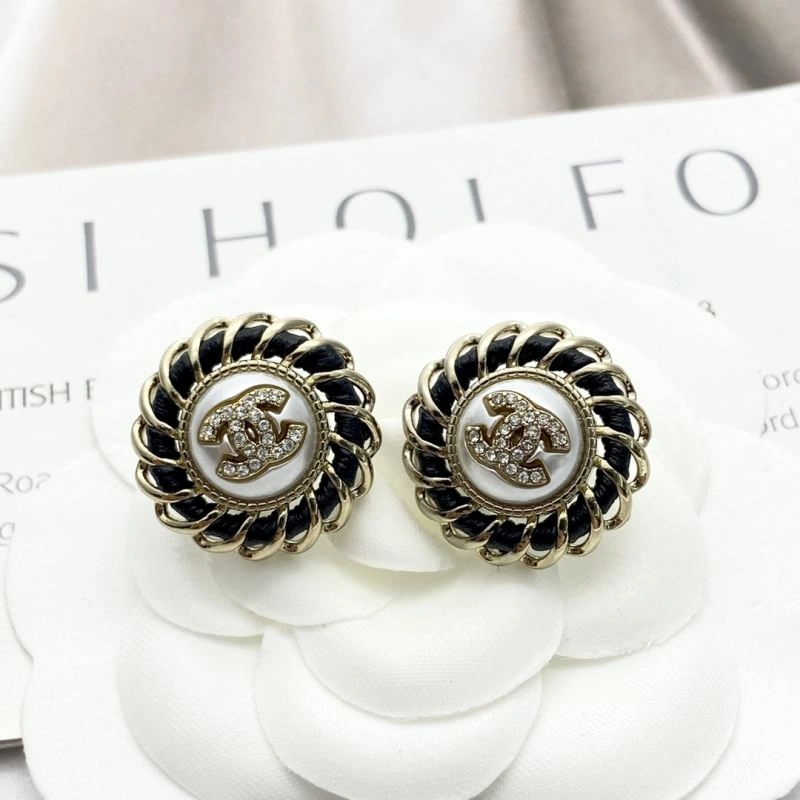 Bright Chanel Earrings 227442