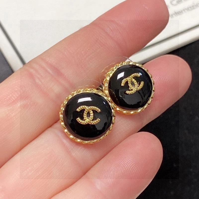 Sleek Chanel Earrings 227432