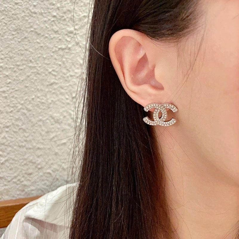 Chanel Earrings Packable 227460