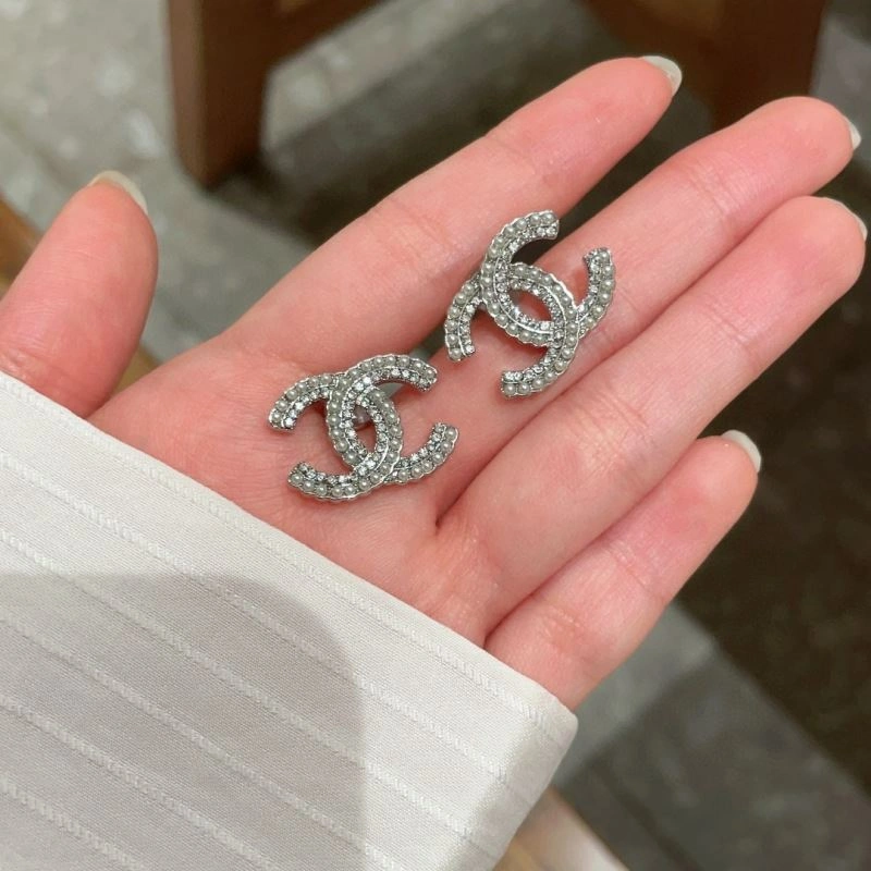 Chanel Earrings Packable 227460