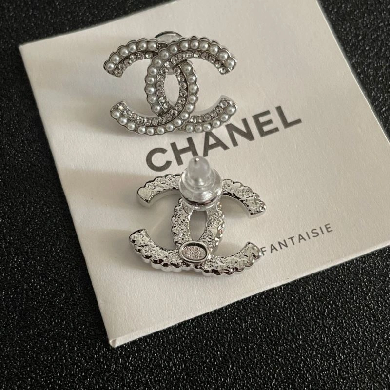 Chanel Earrings Packable 227460