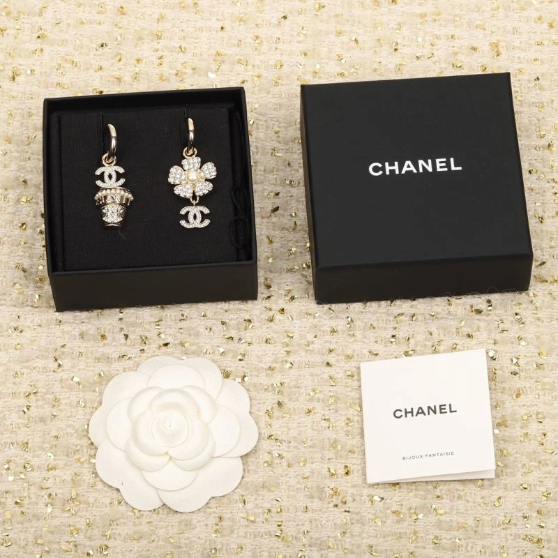 TechFriendly Chanel Earrings 227544