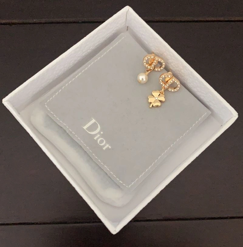 Chanel Earrings Minimalist 227516