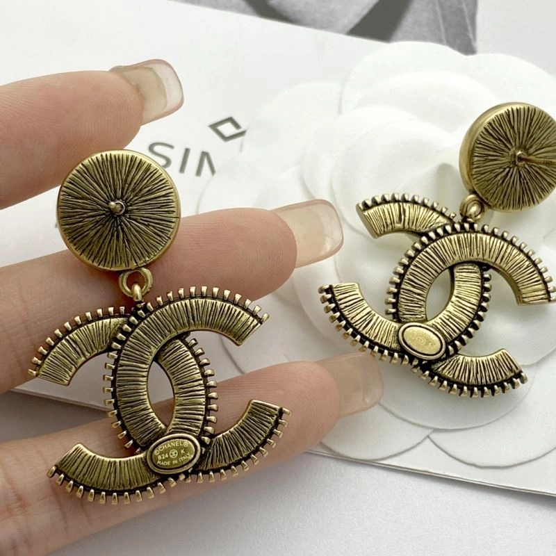 Effortless Chanel Earrings 227454