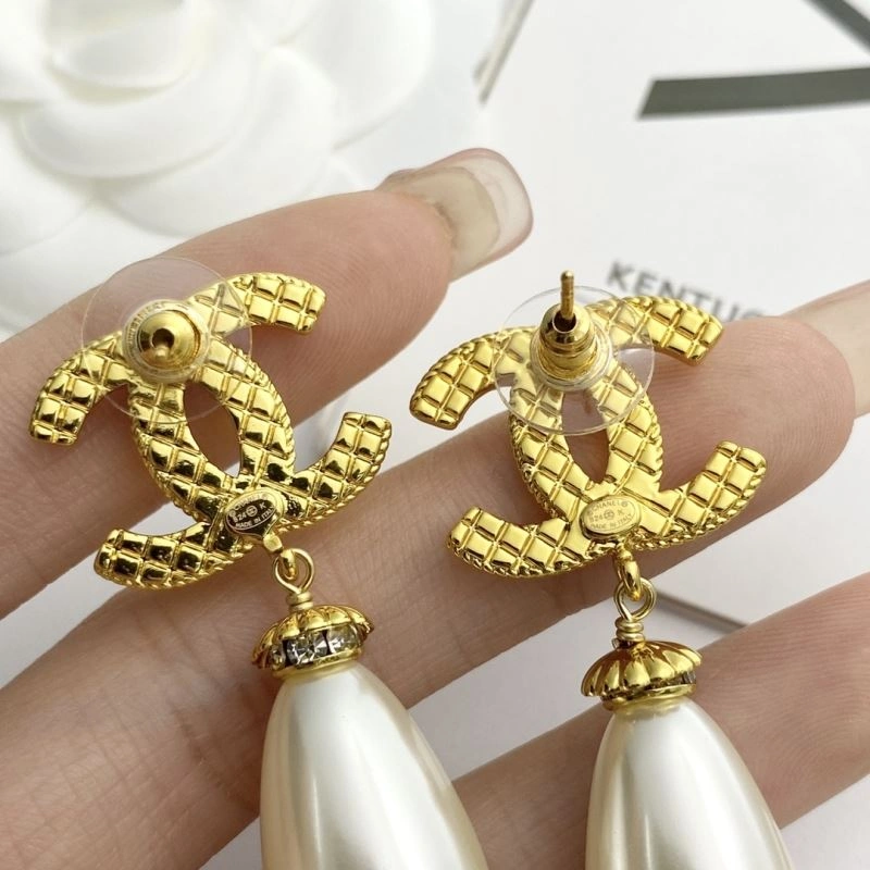 Durable Chanel Earrings 227417