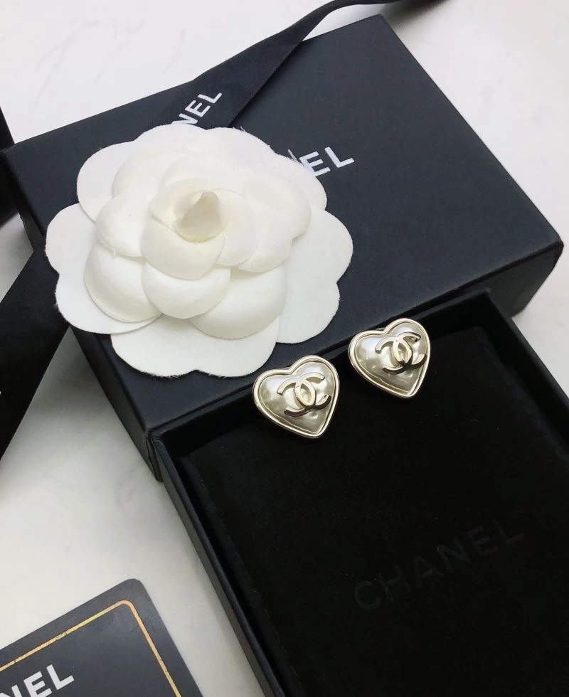 Snug Chanel Earrings 227406
