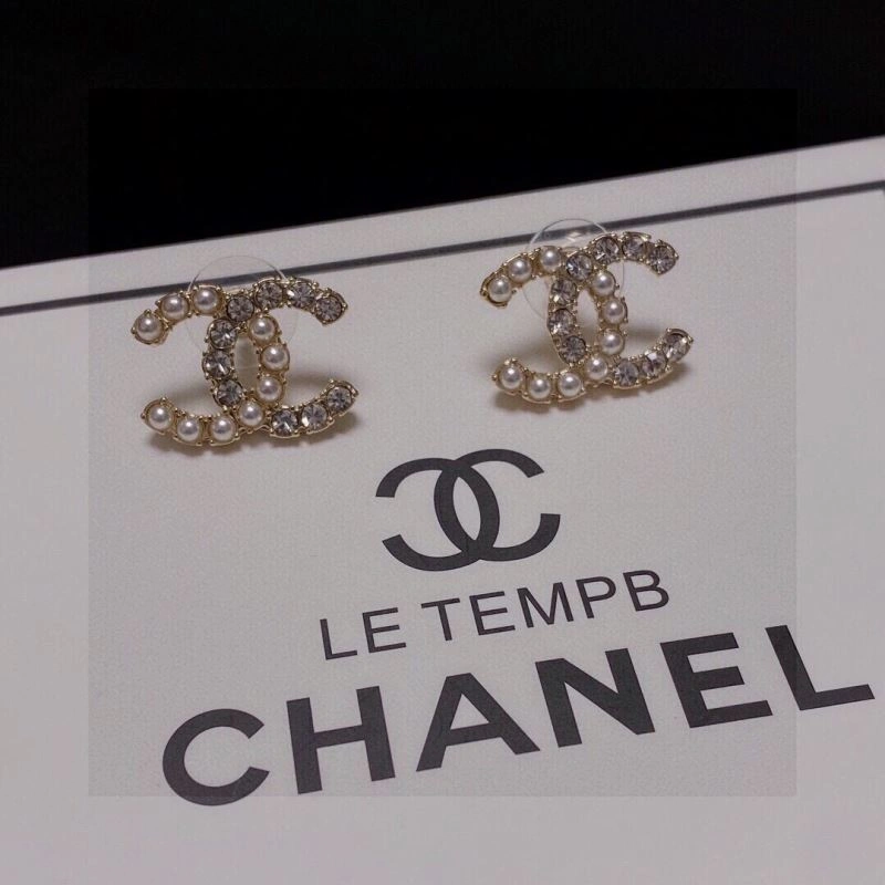 Tailored Chanel Earrings 227411