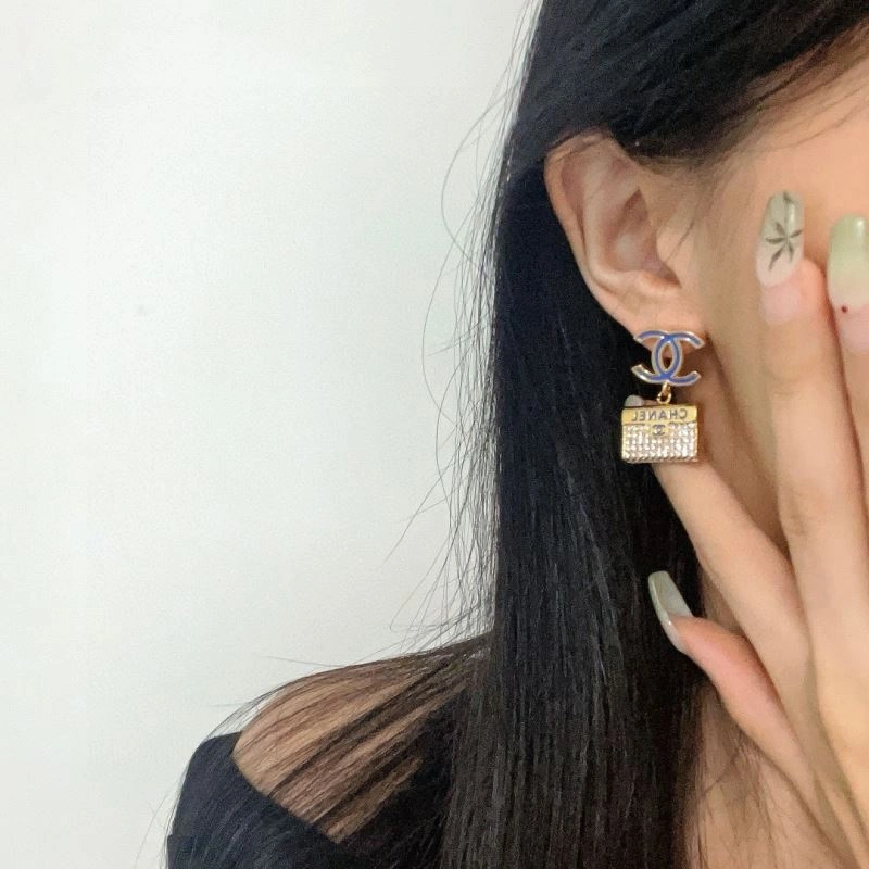 Chanel Earrings Trendy 227469