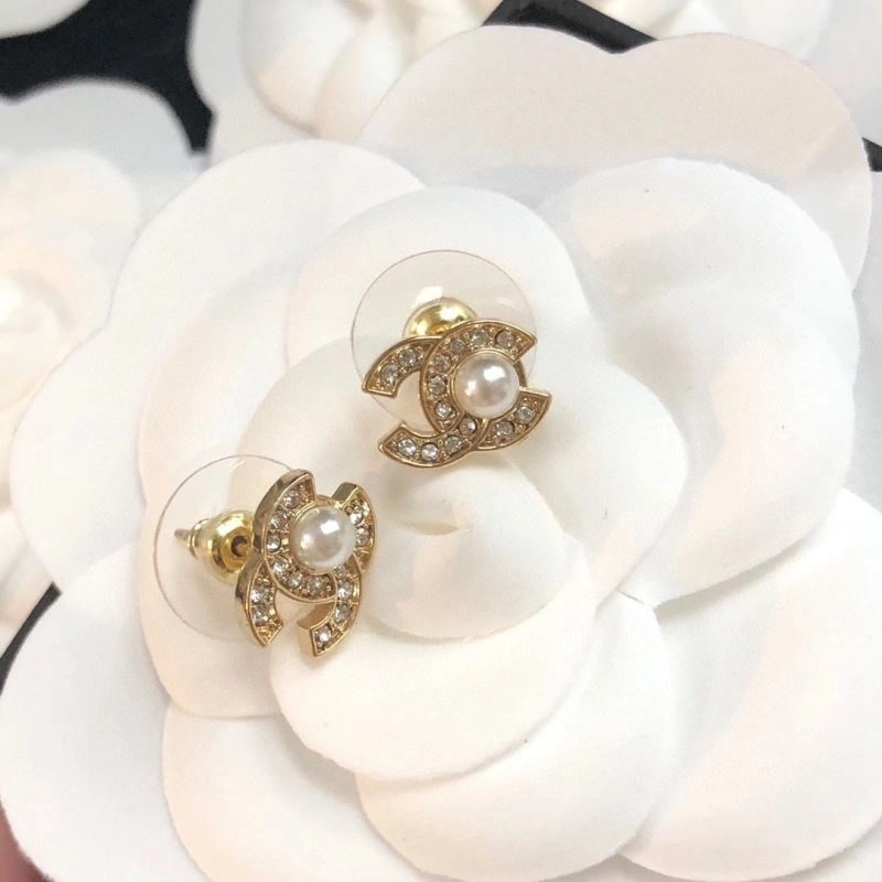Popular Chanel Earrings 227391