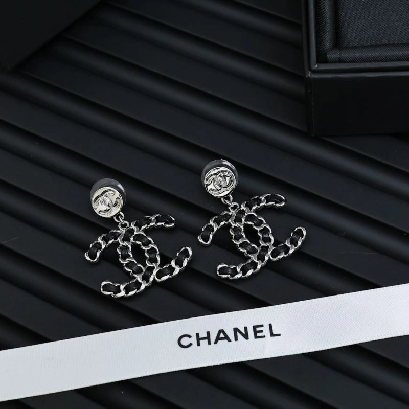 Chanel Earrings Compact 227380