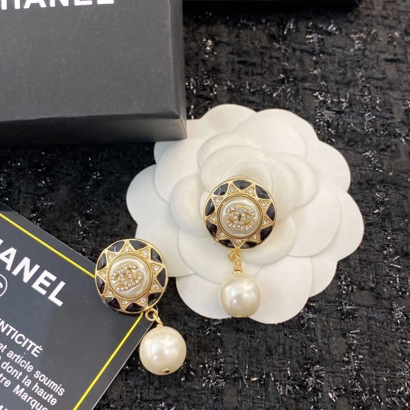 Chanel Earrings Durable 227368