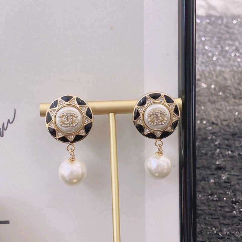Chanel Earrings Durable 227368