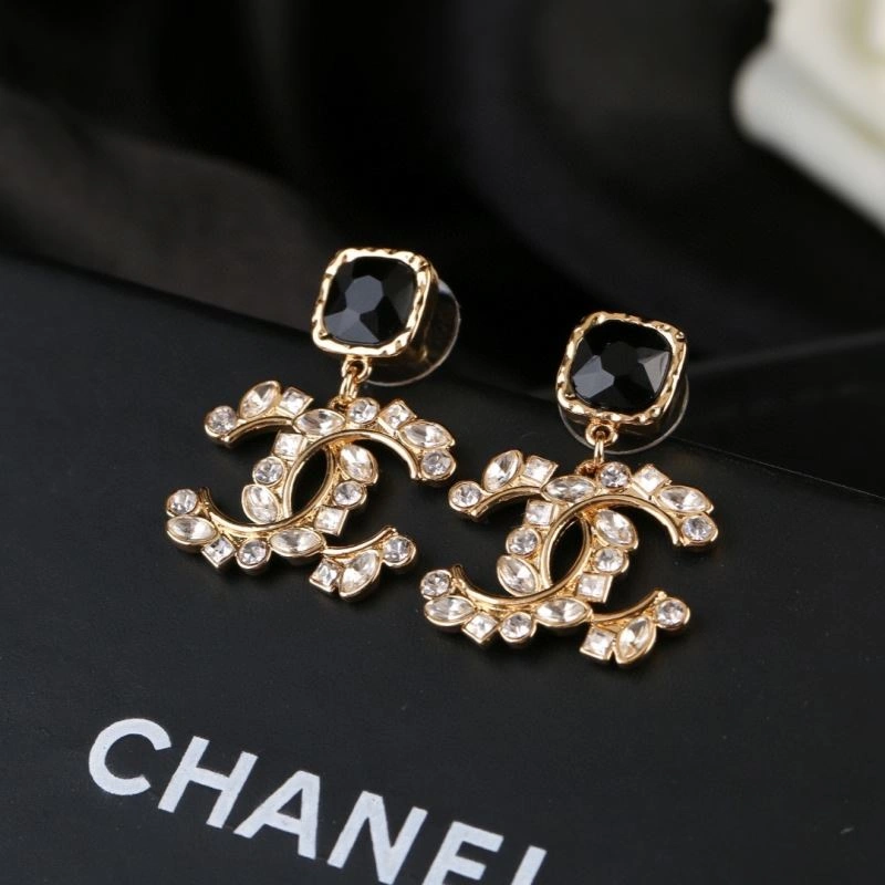 Trendsetting Chanel Earrings 227357