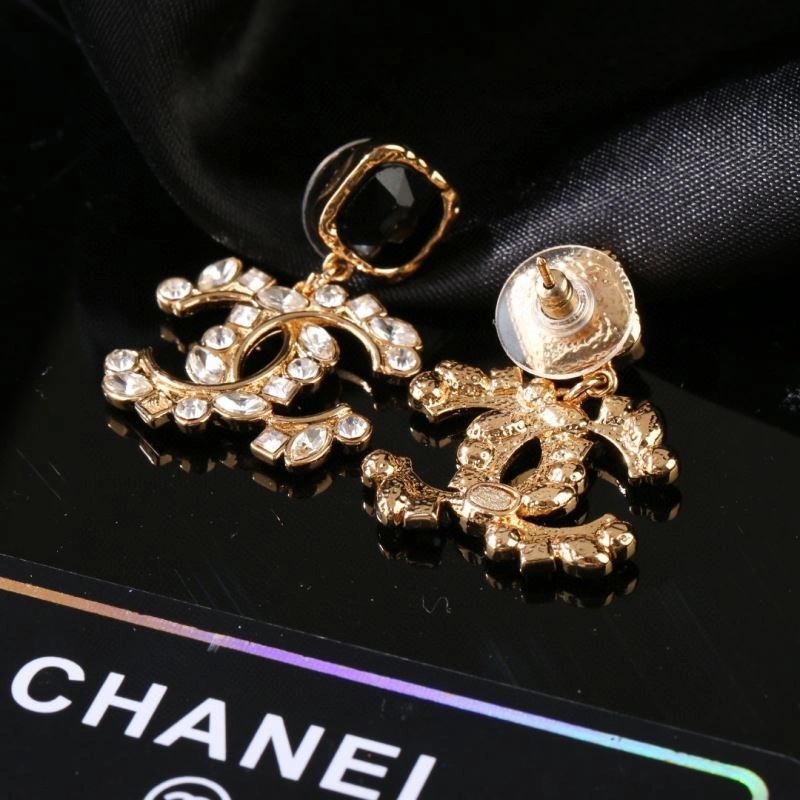 Trendsetting Chanel Earrings 227357