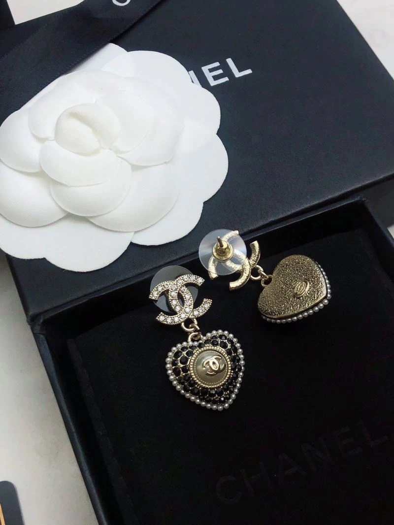 WellDesigned Chanel Earrings 227339