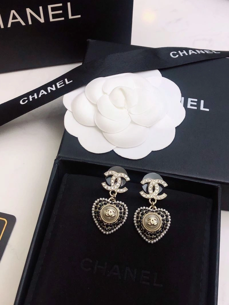 WellDesigned Chanel Earrings 227339