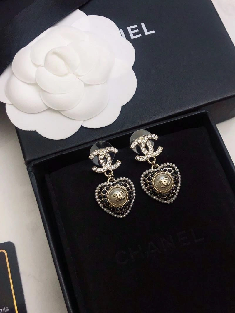 WellDesigned Chanel Earrings 227339