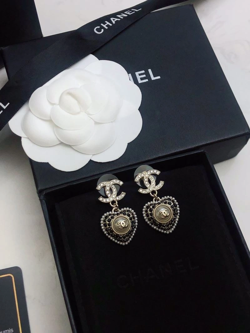 WellDesigned Chanel Earrings 227339