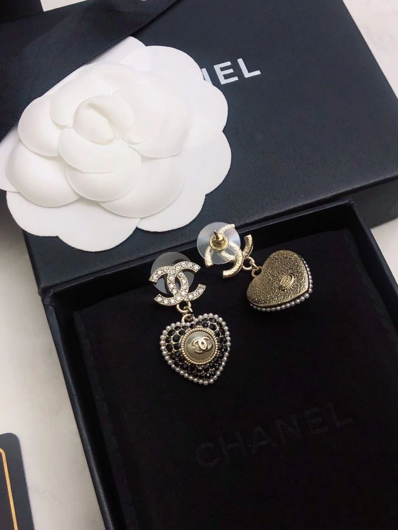 WellDesigned Chanel Earrings 227339