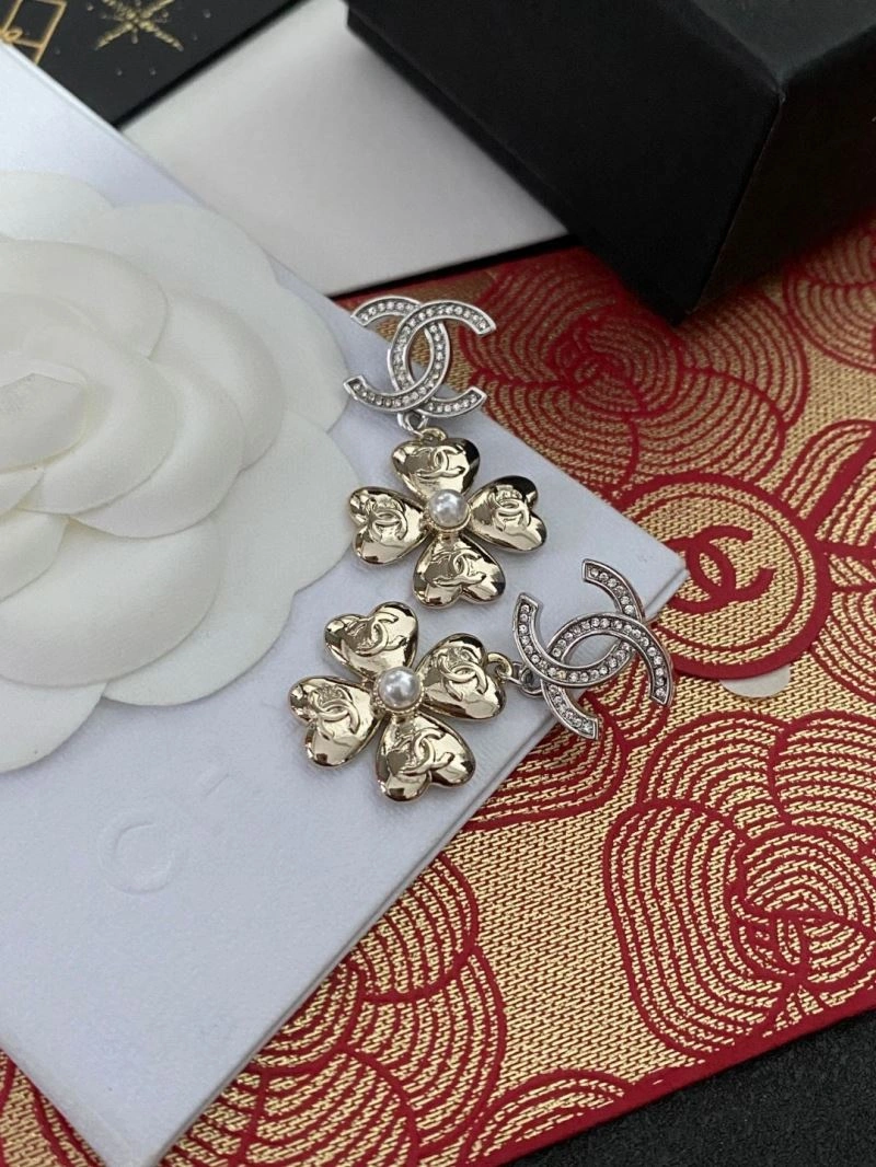 Chanel Earrings MoistureWicking 227375
