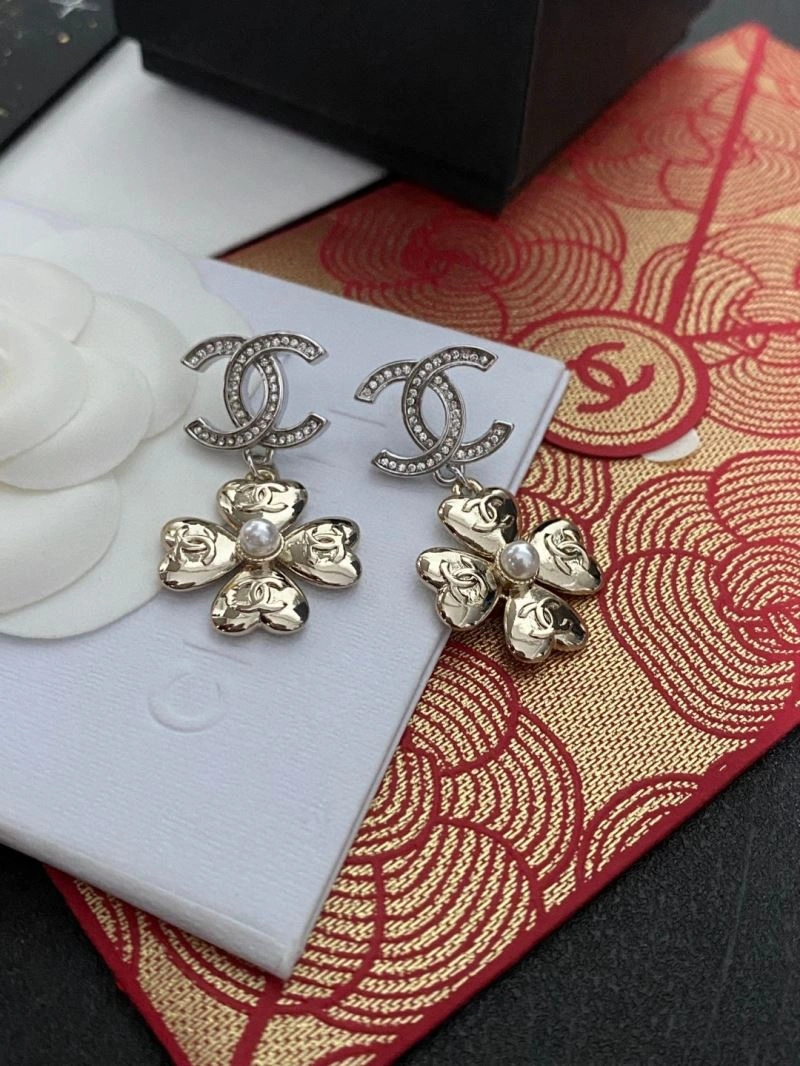 Chanel Earrings MoistureWicking 227375