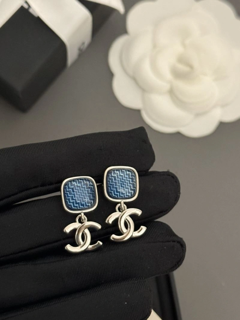 Chanel Earrings Neat 227311