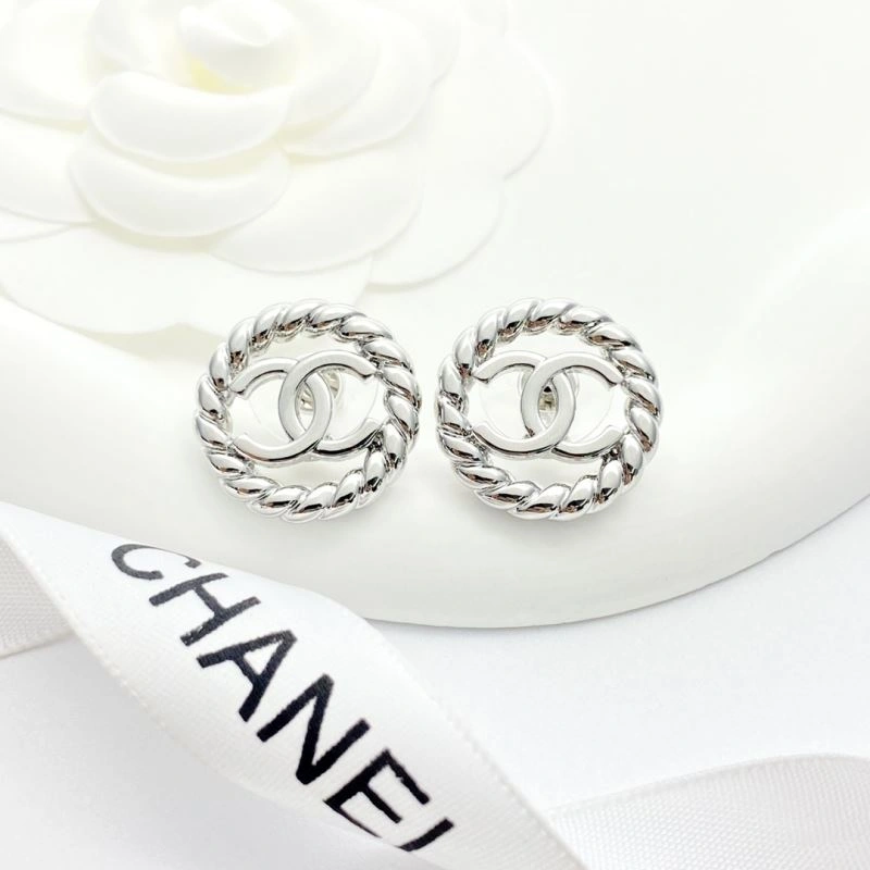 Chanel Earrings Lightweight 227360