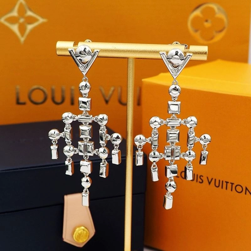 Minimalist Chanel Earrings 227340
