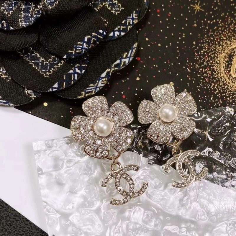 Chanel Earrings Compact 227288