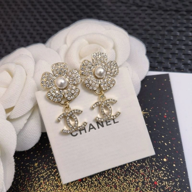 Chanel Earrings Compact 227288