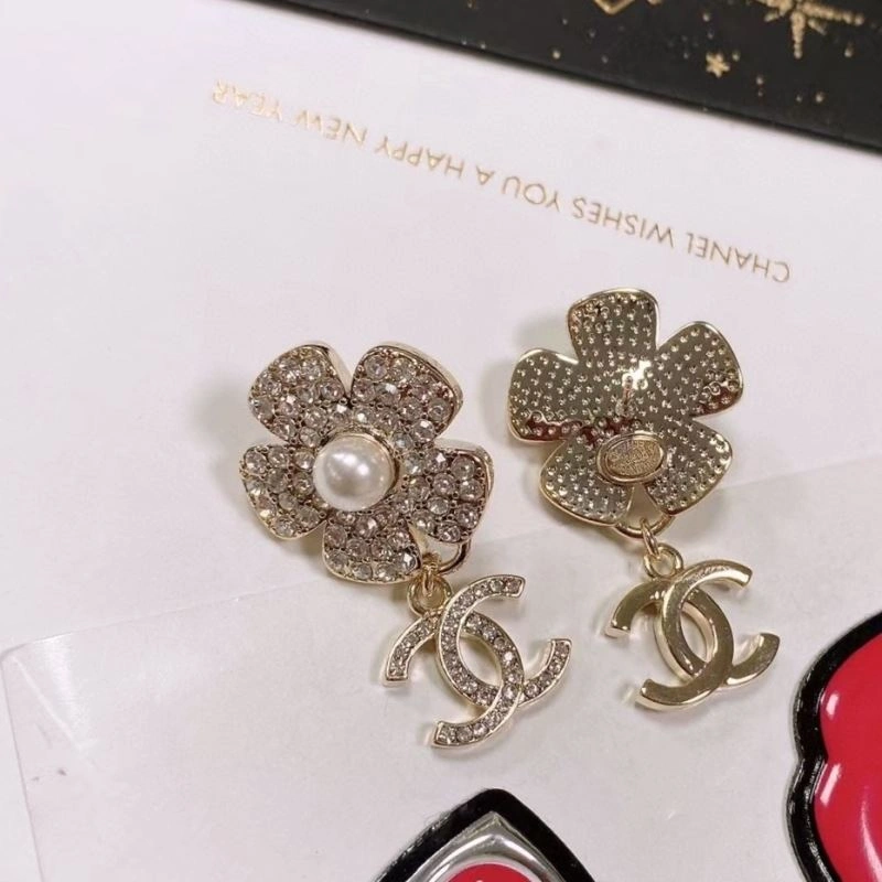 Chanel Earrings Compact 227288