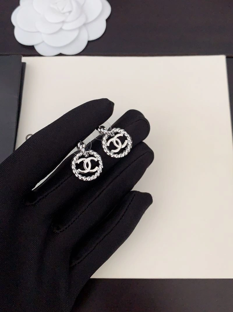 Chanel Earrings Lightweight 227280