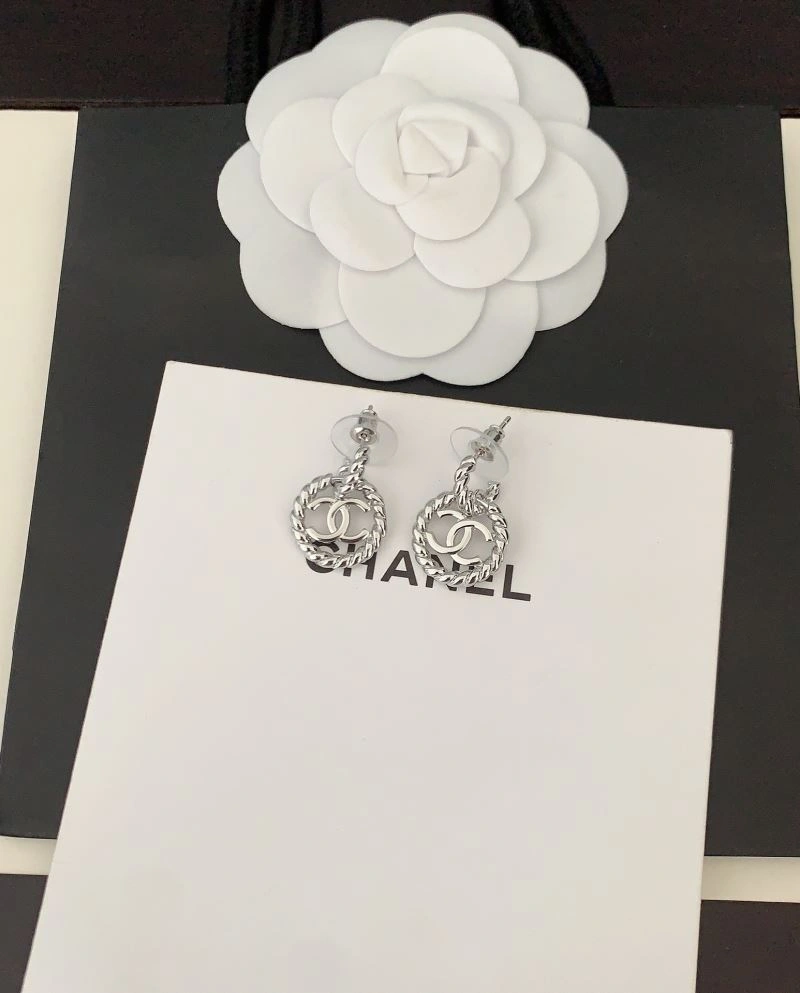 Chanel Earrings Lightweight 227280
