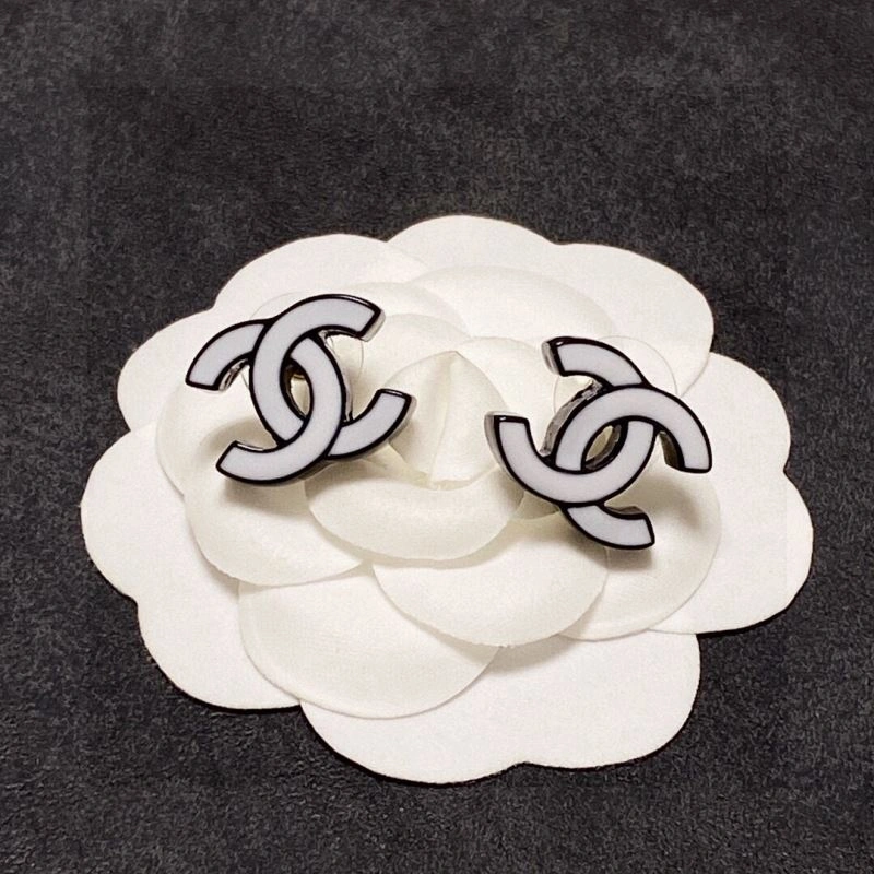 Chanel Earrings Effortless 227294
