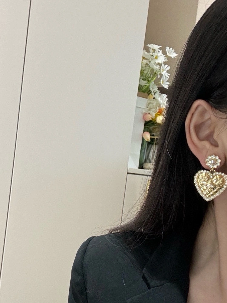 GoAnywhere Chanel Earrings 227318