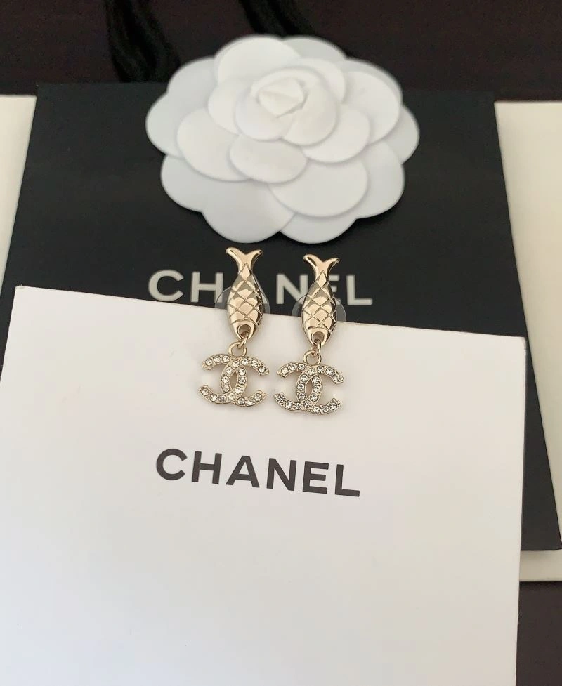 Chanel Earrings Reliable 227312