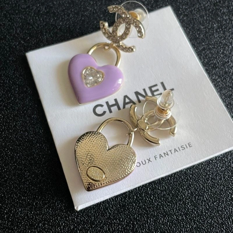 Compact Chanel Earrings 227236