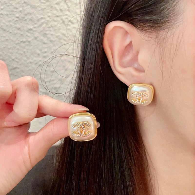 Chanel Earrings EasyCare 227221