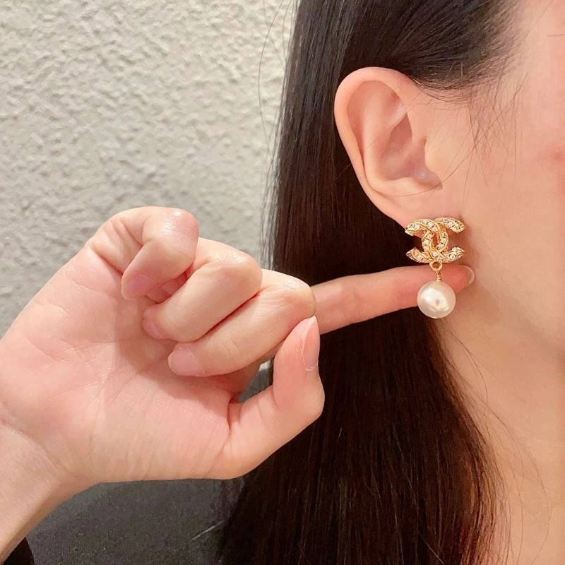 Chanel Earrings FreshLook 227315
