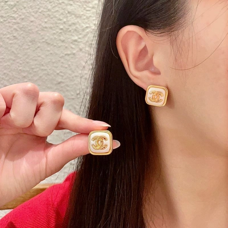 Chanel Earrings TravelReady 227210