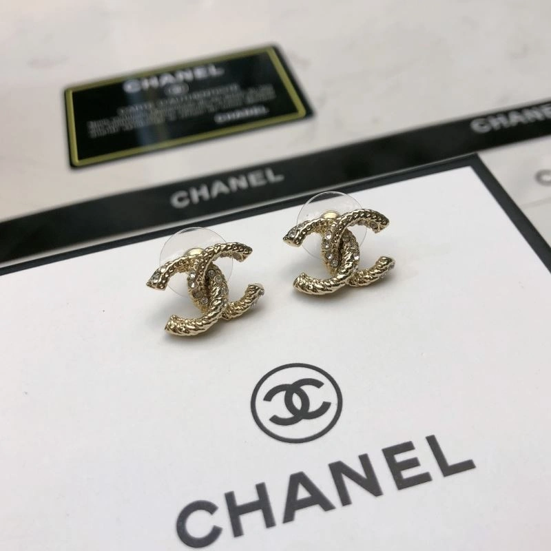 Compact Chanel Earrings 227202