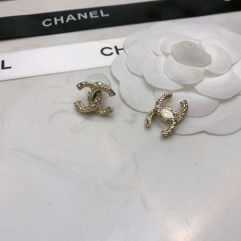 Compact Chanel Earrings 227202