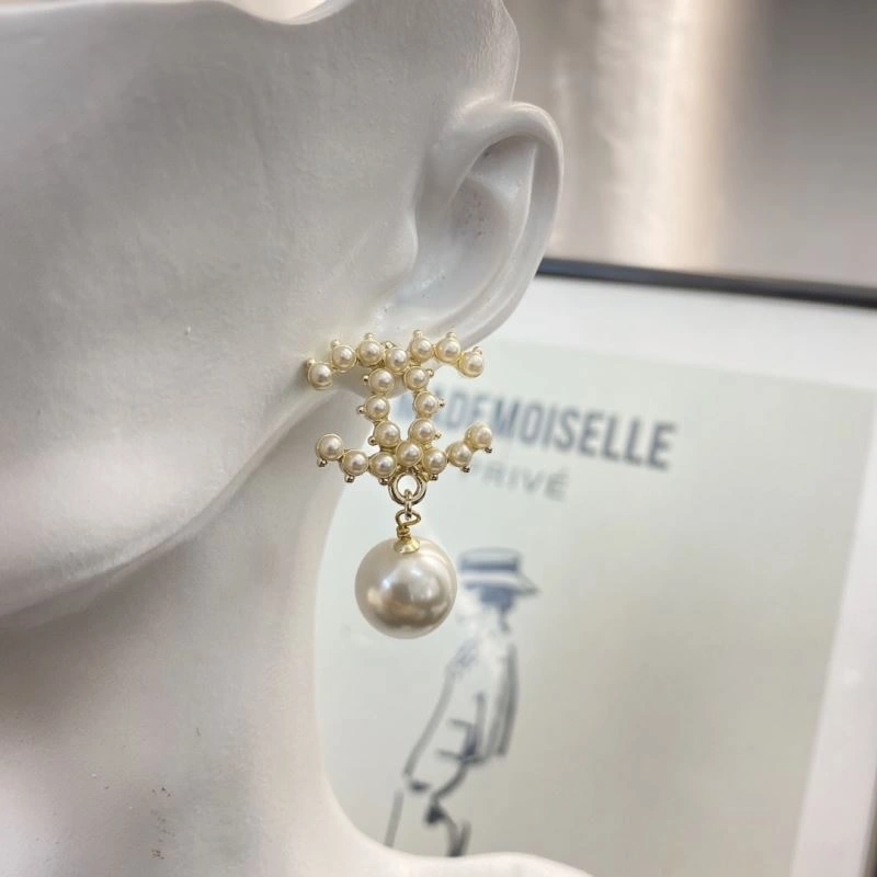 GoAnywhere Chanel Earrings 227178