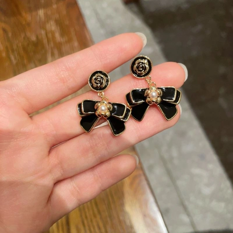 Chanel Earrings Unisex 227270