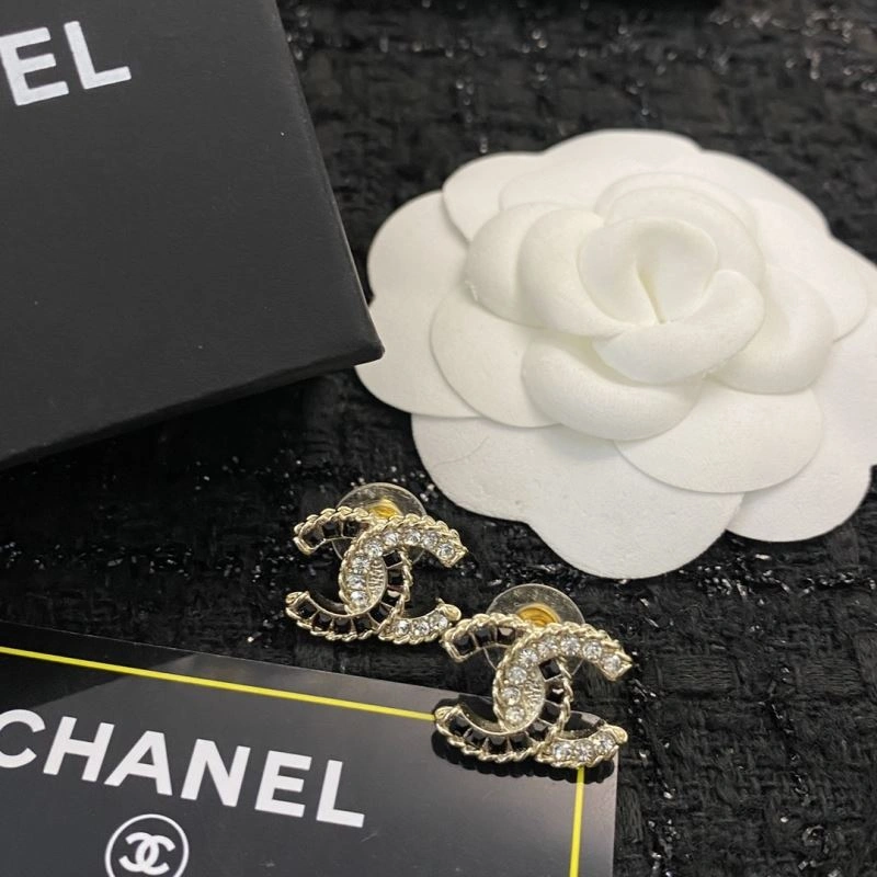 Refined Chanel Earrings 227151
