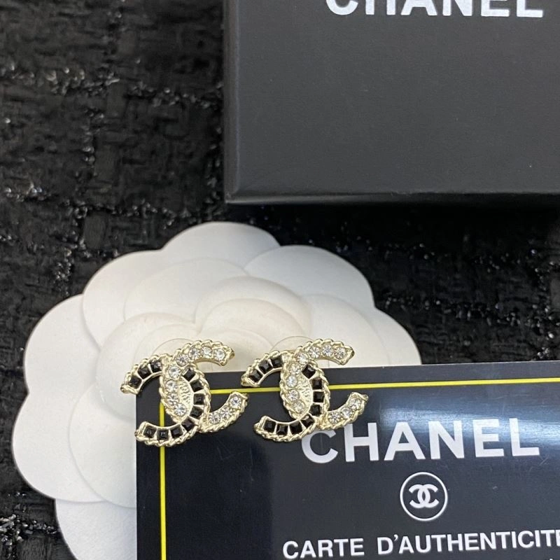 Refined Chanel Earrings 227151