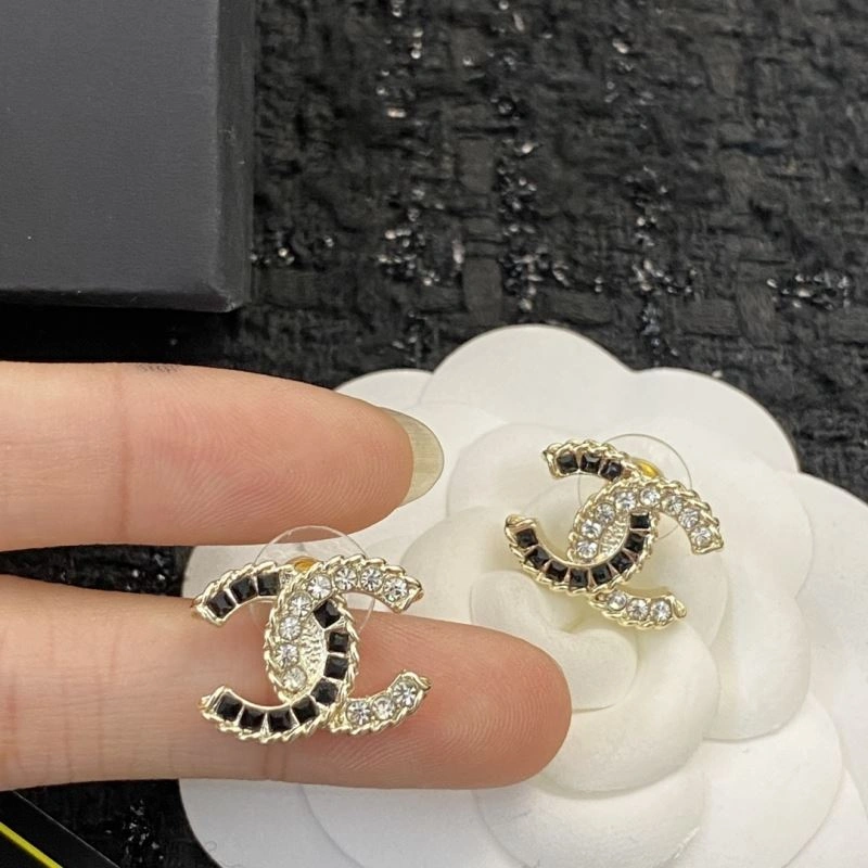 Refined Chanel Earrings 227151